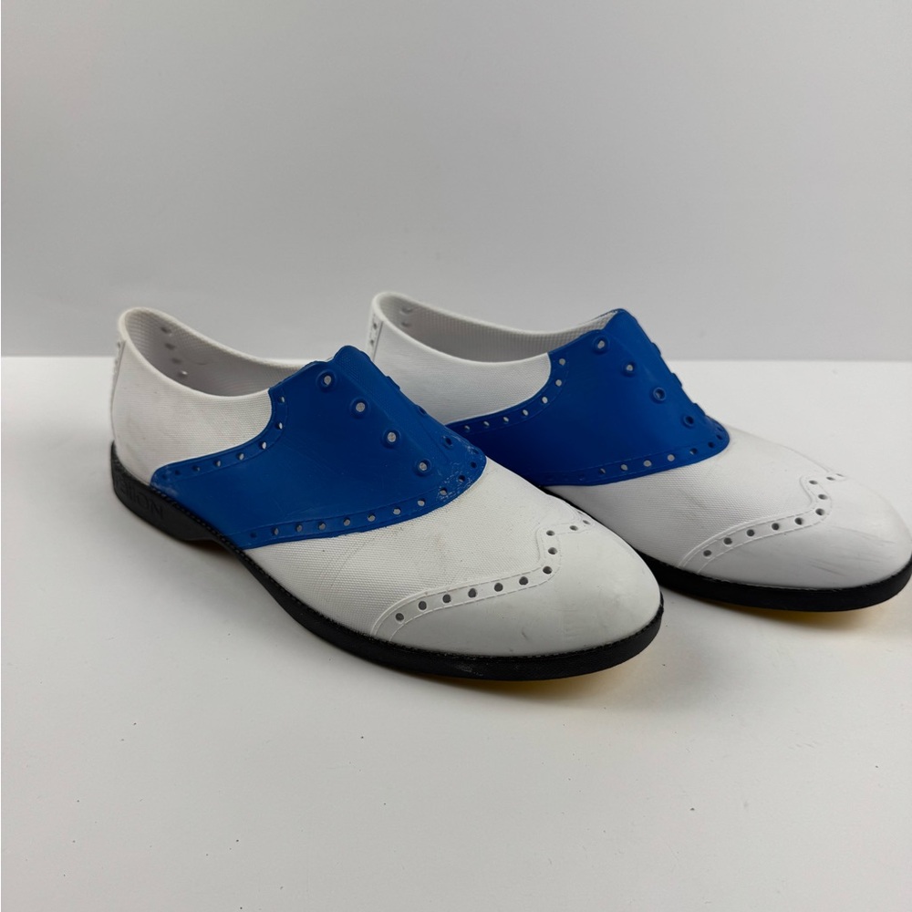 Biion saddles Oxford spikeless golf shoes made with rubber material size 8